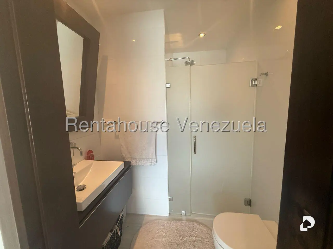 Apartamento en Santa Fe Sur, Caracas – 13