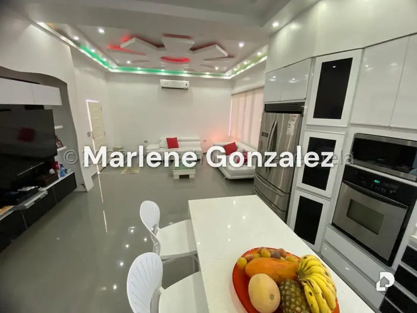 Local comercial en Caracas – 9