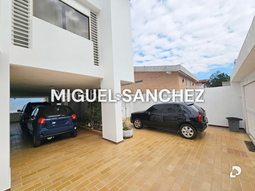Casa en El Pauji, Caracas – 20