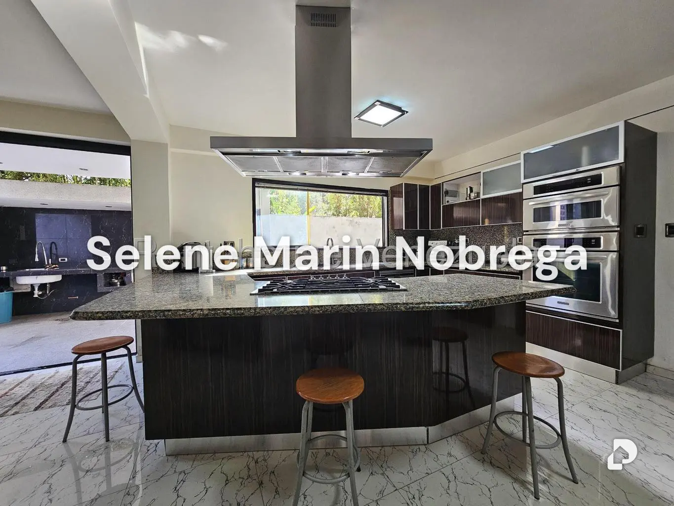 Casa en Los Naranjos (del Cafetal), Caracas – 27