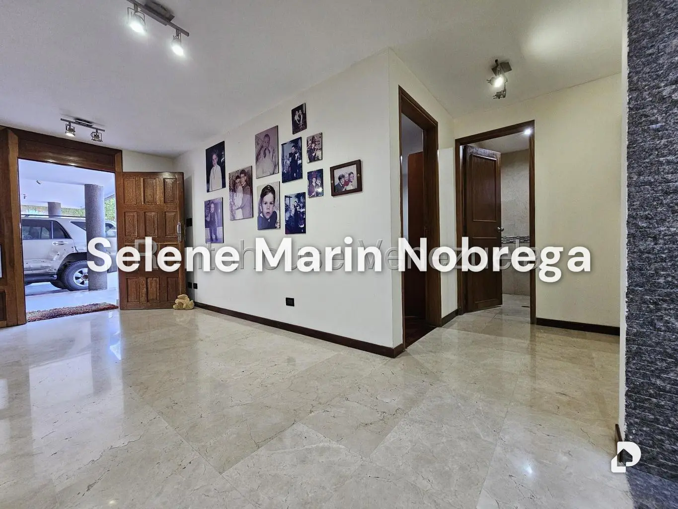 Casa en Los Naranjos (del Cafetal), Caracas – 11