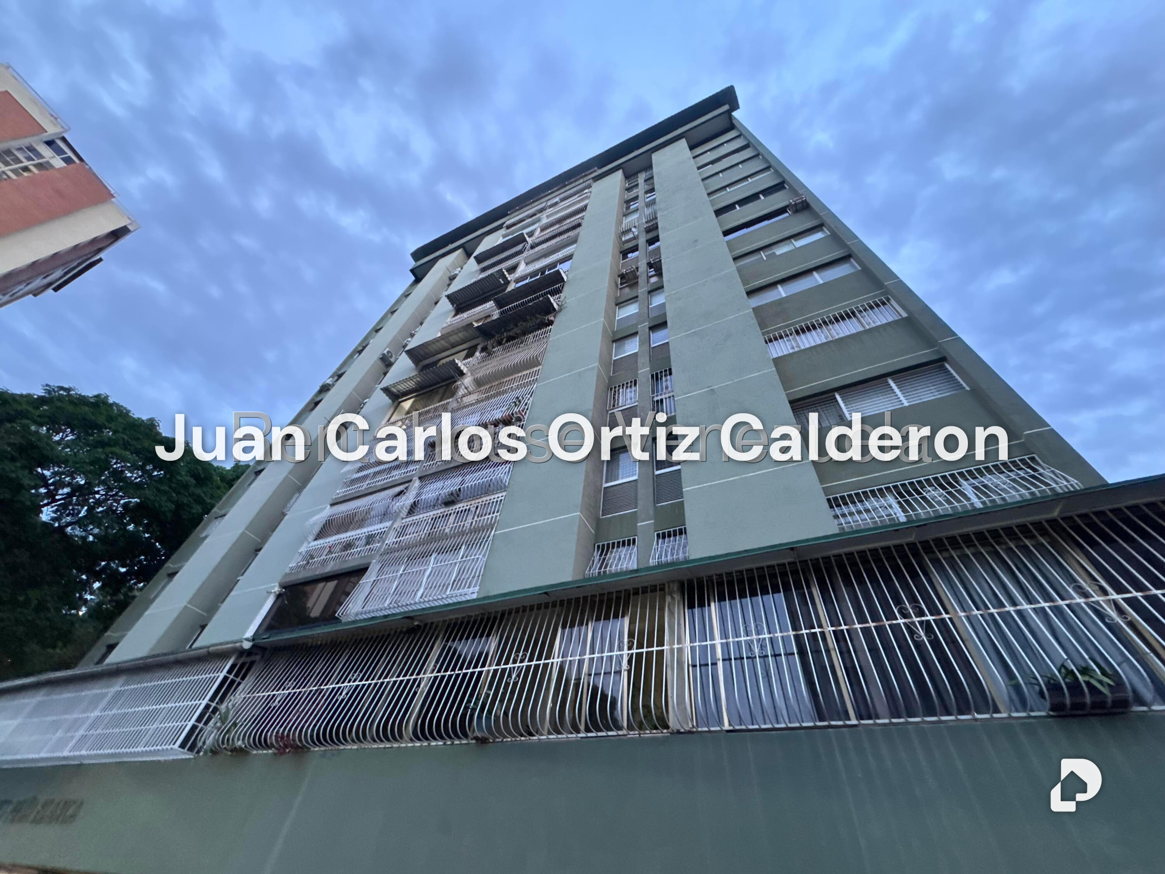 Apartamento en Santa Inés, Caracas – 1