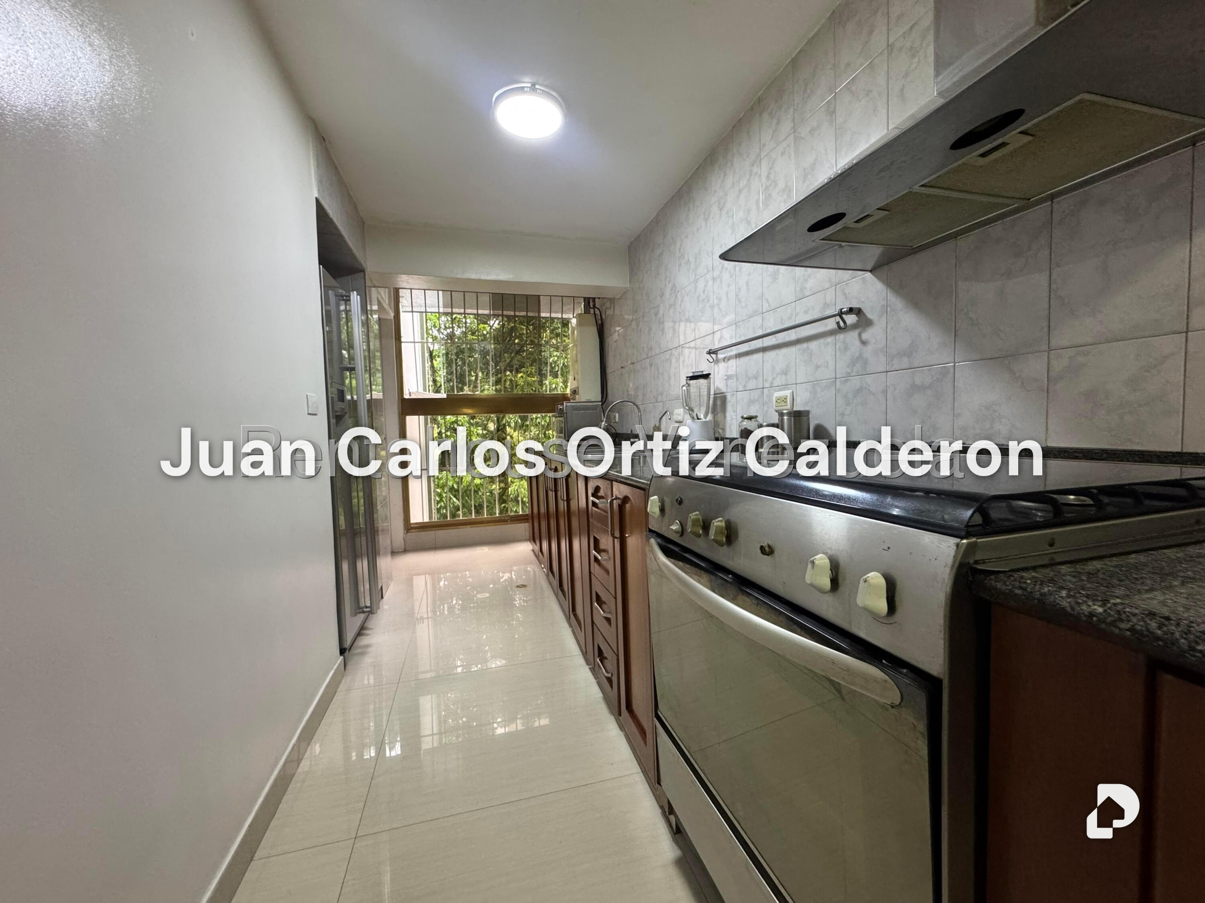 Apartamento en Santa Inés, Caracas – 14