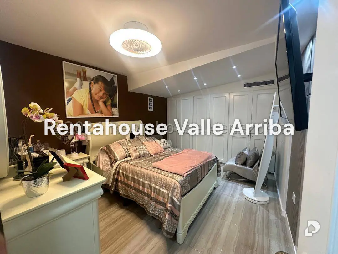 Apartamento en Colinas de La Tahona, Caracas – 25