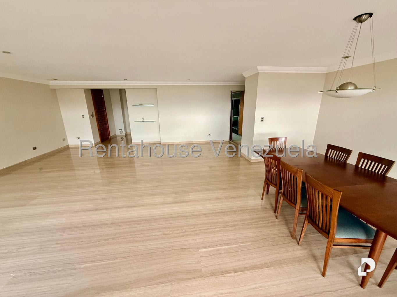 Apartamento en Lomas de La Lagunita, Caracas – 10