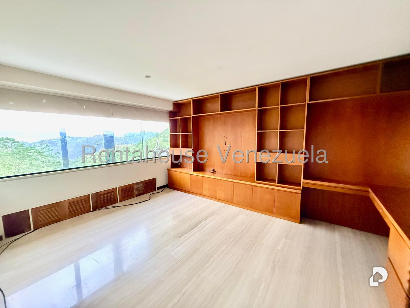 Apartamento en Lomas de La Lagunita, Caracas – 12