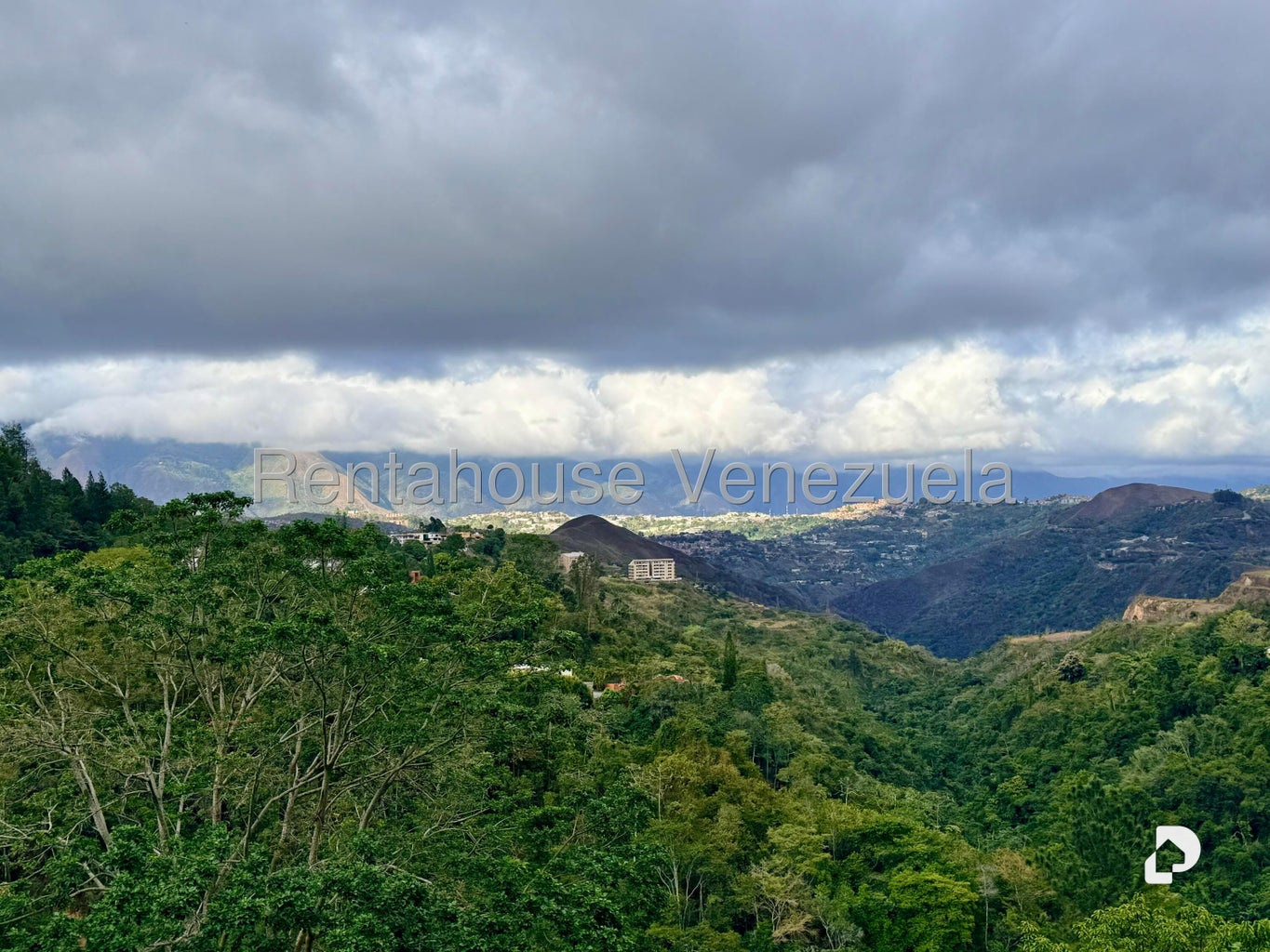 Apartamento en Lomas de La Lagunita, Caracas – 6
