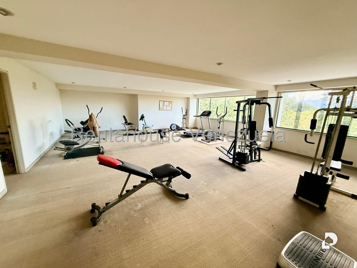 Apartamento en Lomas de La Lagunita, Caracas – 27