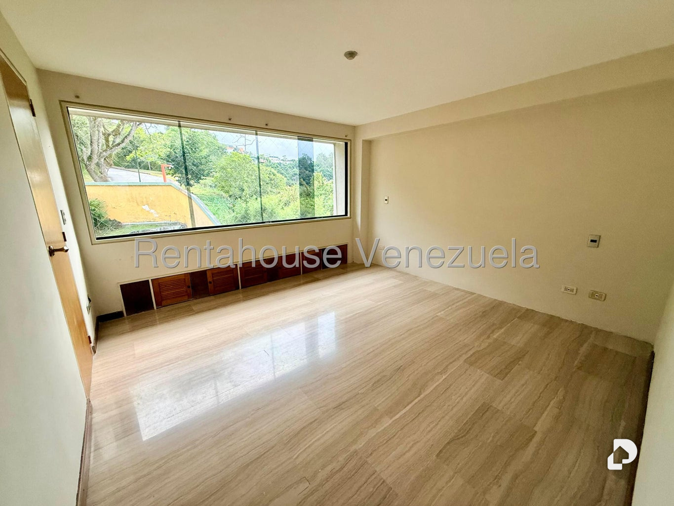 Apartamento en Lomas de La Lagunita, Caracas – 14