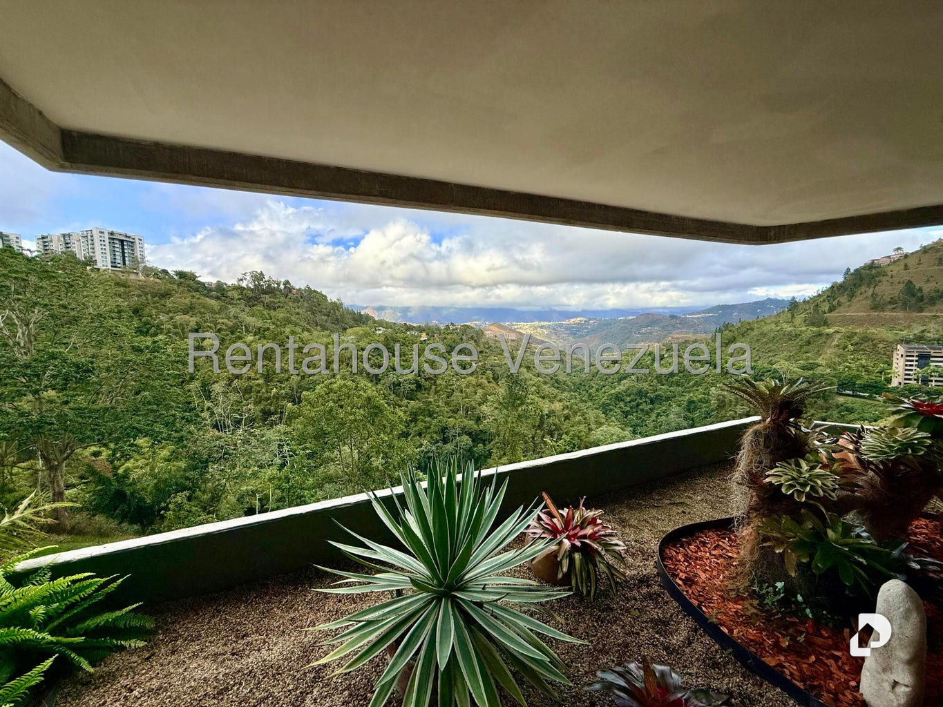 Apartamento en Lomas de La Lagunita, Caracas – 4