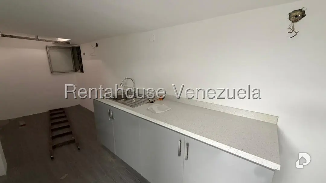 Local comercial en Altamira, Caracas – 16