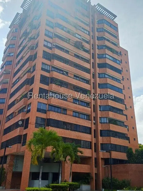 Apartment in La Florida, Caracas - 1