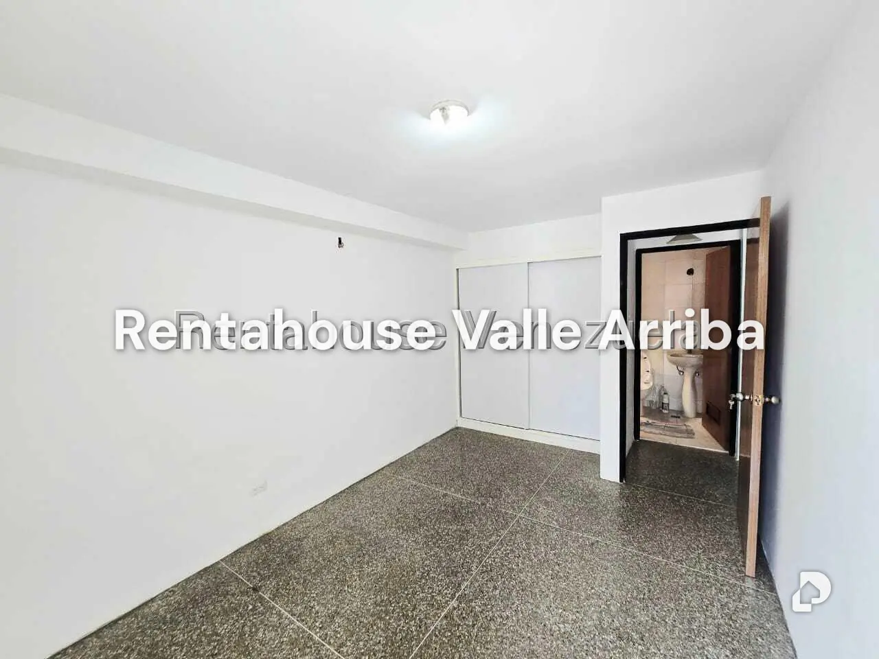 Apartamento en Parroquia La Candelaria, Caracas – 11