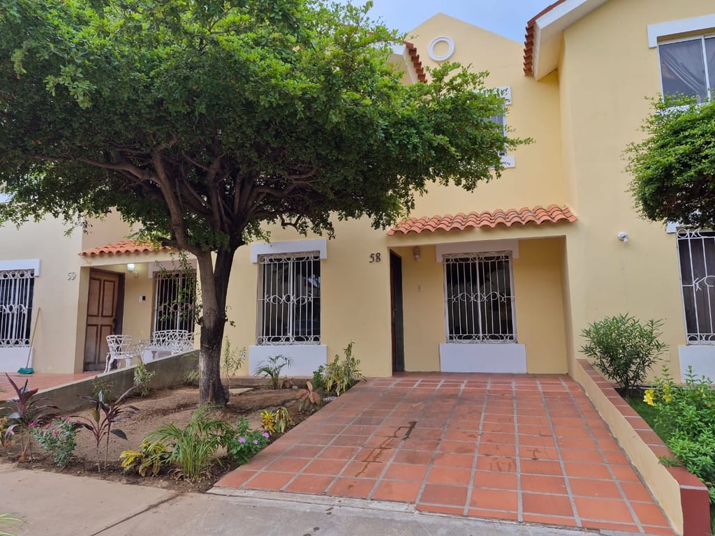 Townhouse en Maracaibo - 1