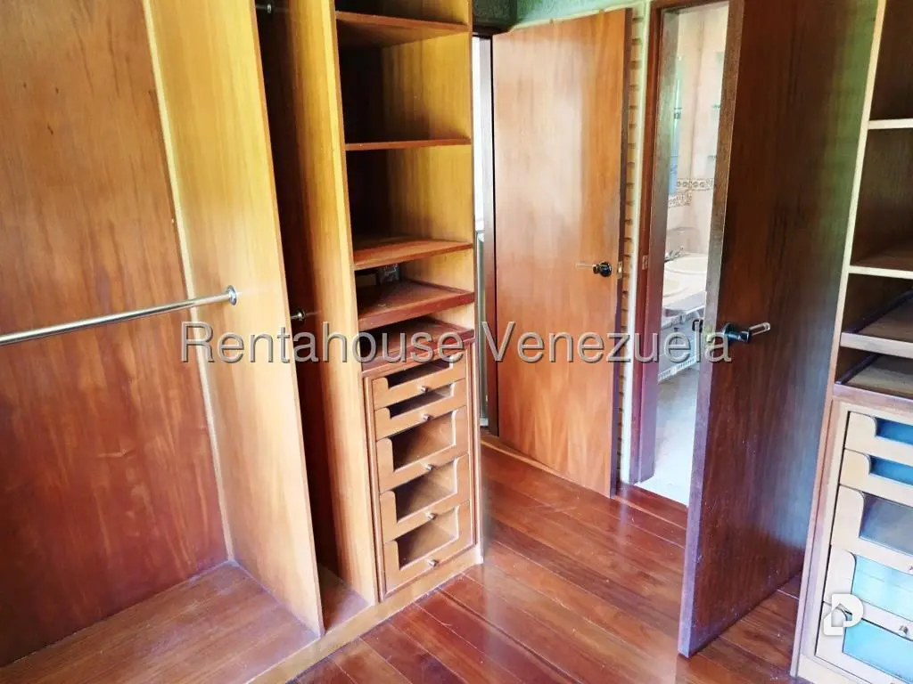 Casa en Oripoto, Caracas – 22