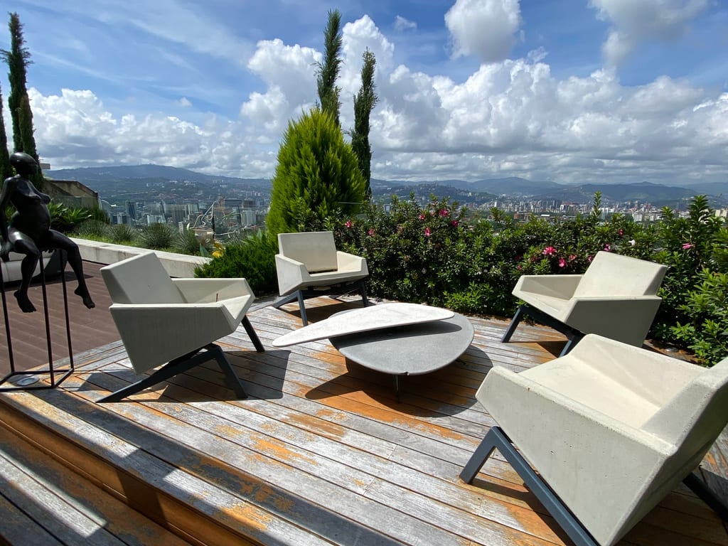 Apartamento en Altamira, Caracas - 1