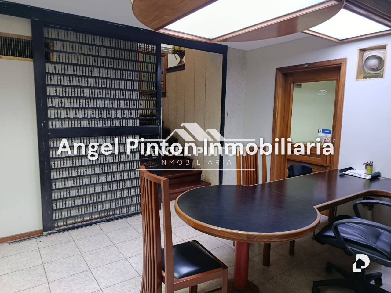 Commercial space in Paraíso, Maracaibo – 12