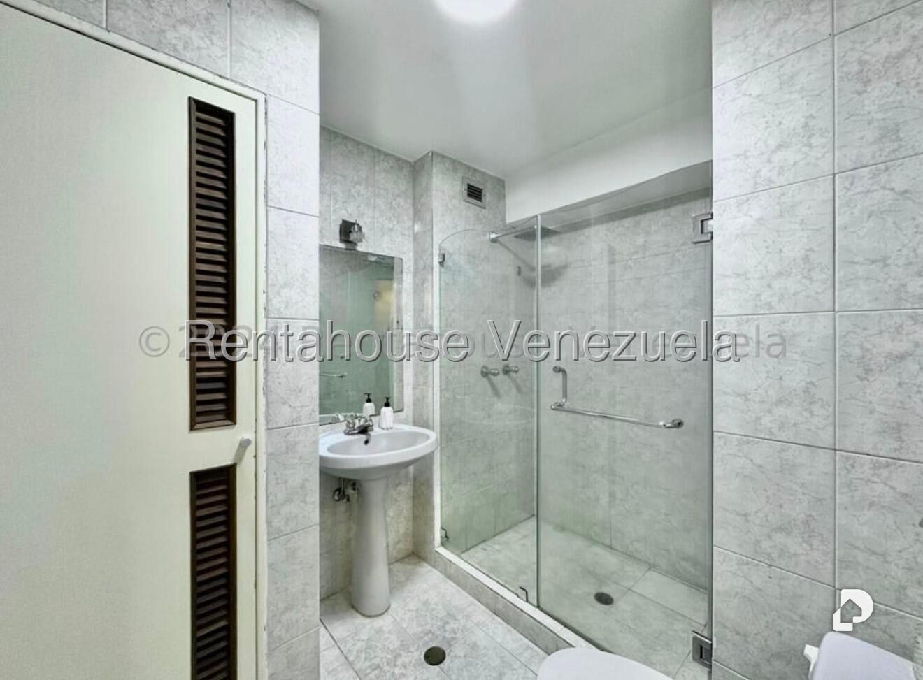 Apartment in Miranda, Caracas – 12