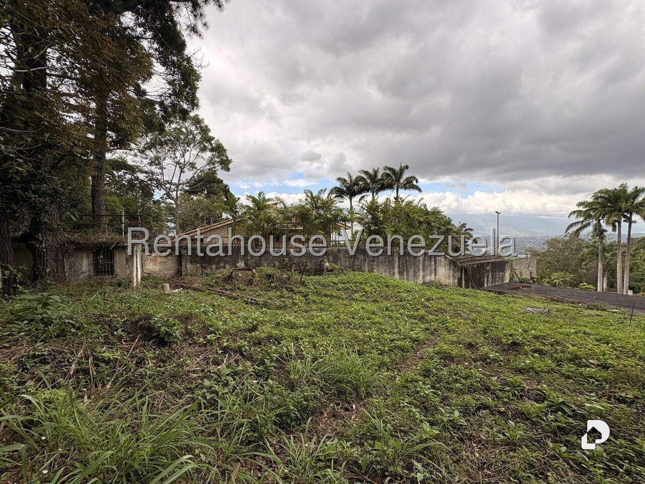 Terreno en Alto Hatillo, Caracas – 11