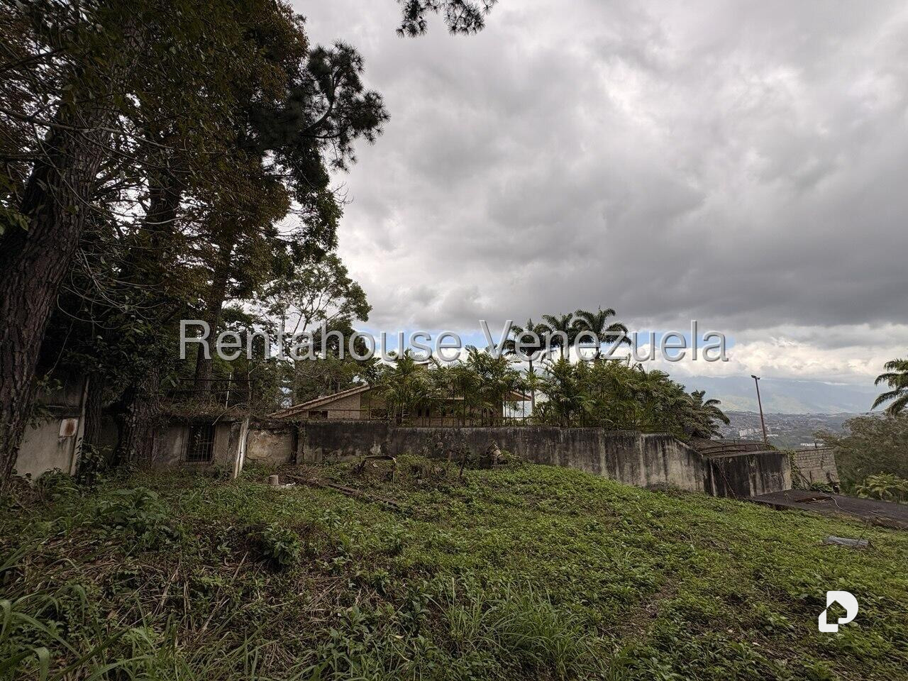 Terreno en Alto Hatillo, Caracas – 13