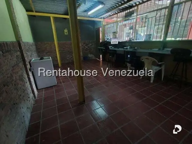 Land in Turumo, Caracas – 2