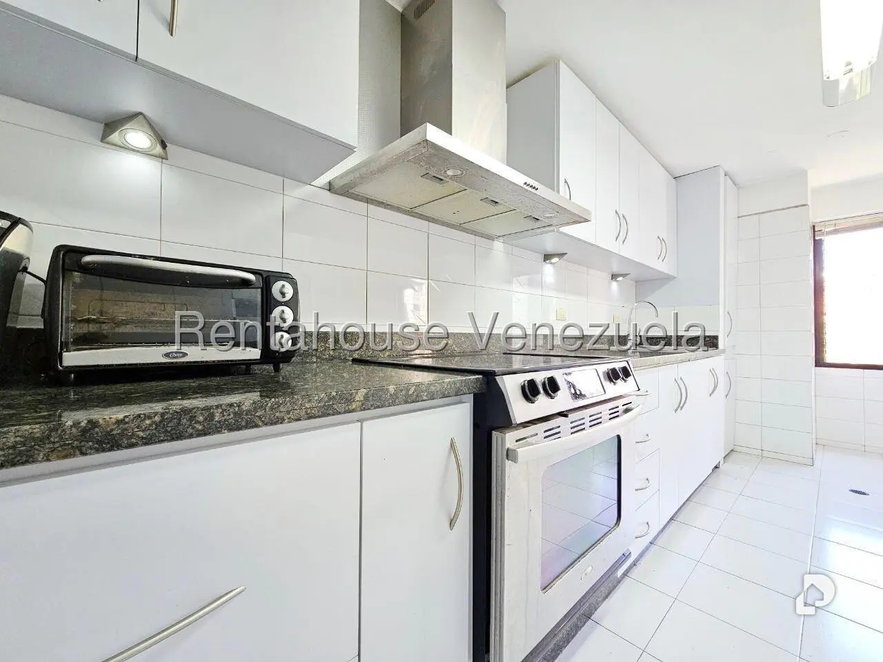 Apartamento en El Cigarral, Caracas – 15