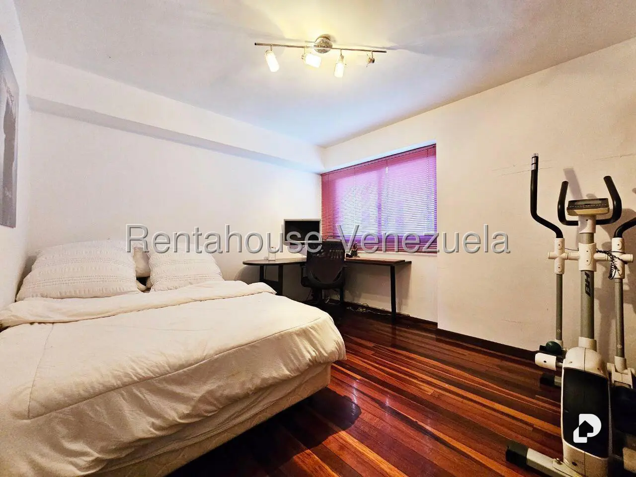 Apartamento en El Cigarral, Caracas – 22