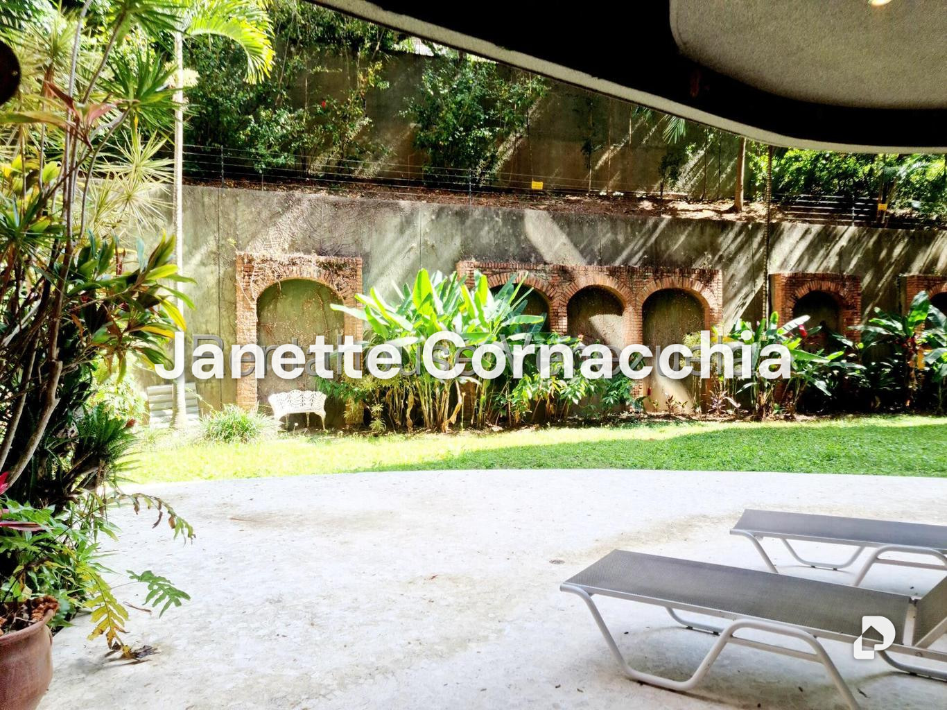Apartamento en Altamira, Caracas – 23