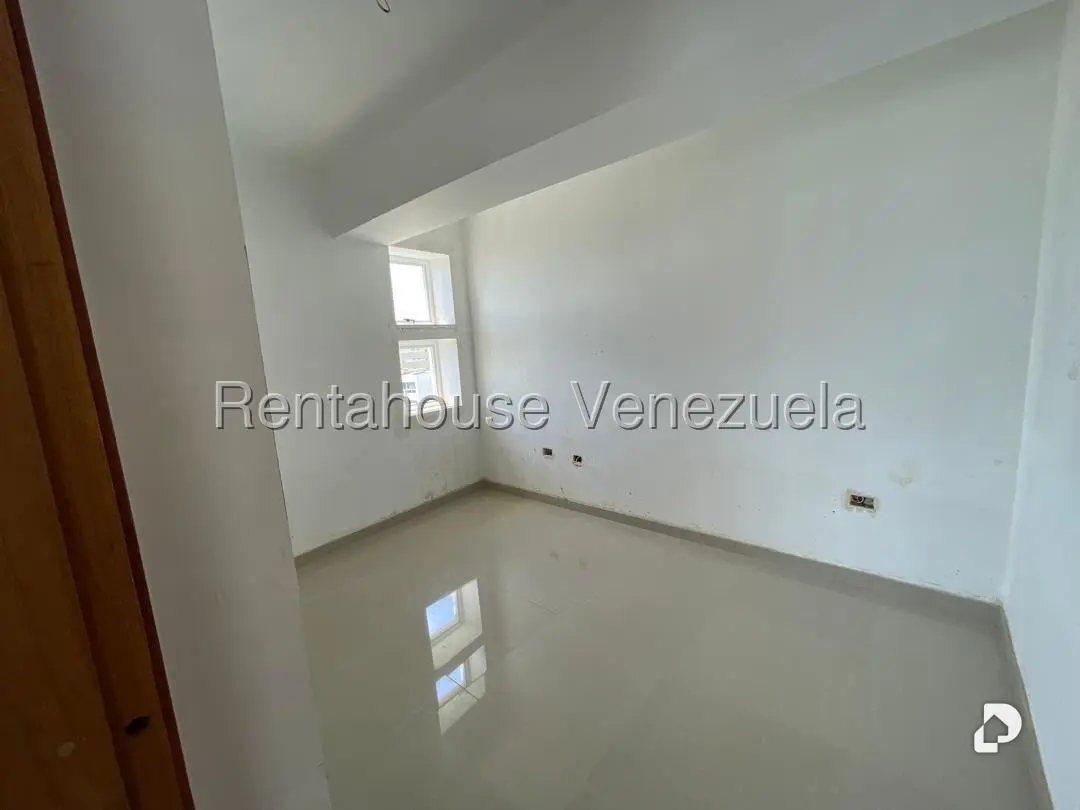 Apartment in Agua Sal, Higuerote – 3