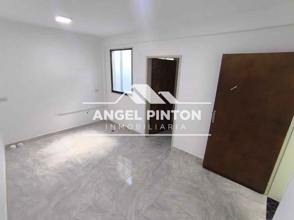 Local comercial en Carrera 23, Barquisimeto - 1