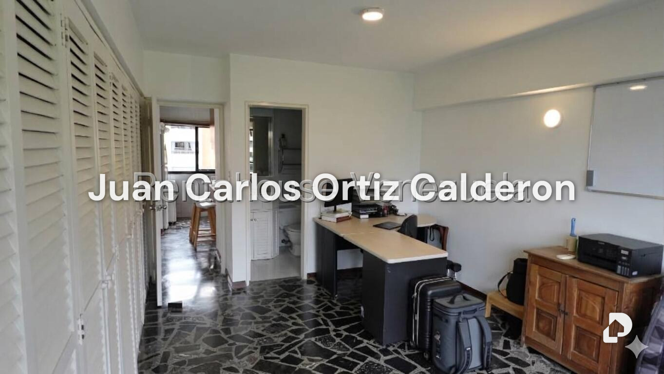 Apartamento en Colinas de Valle Arriba, Caracas – 12
