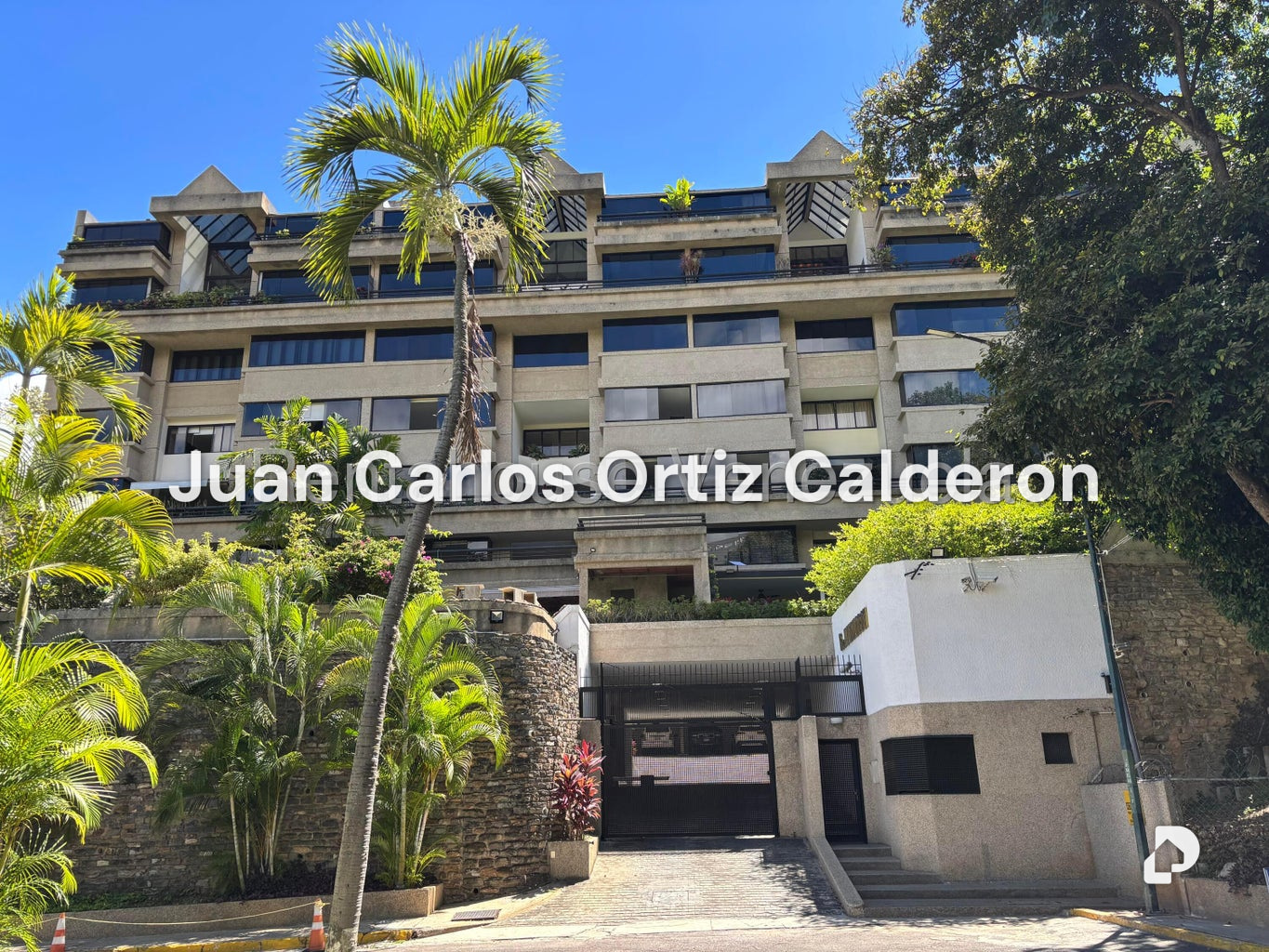 Apartamento en Colinas de Valle Arriba, Caracas – 1