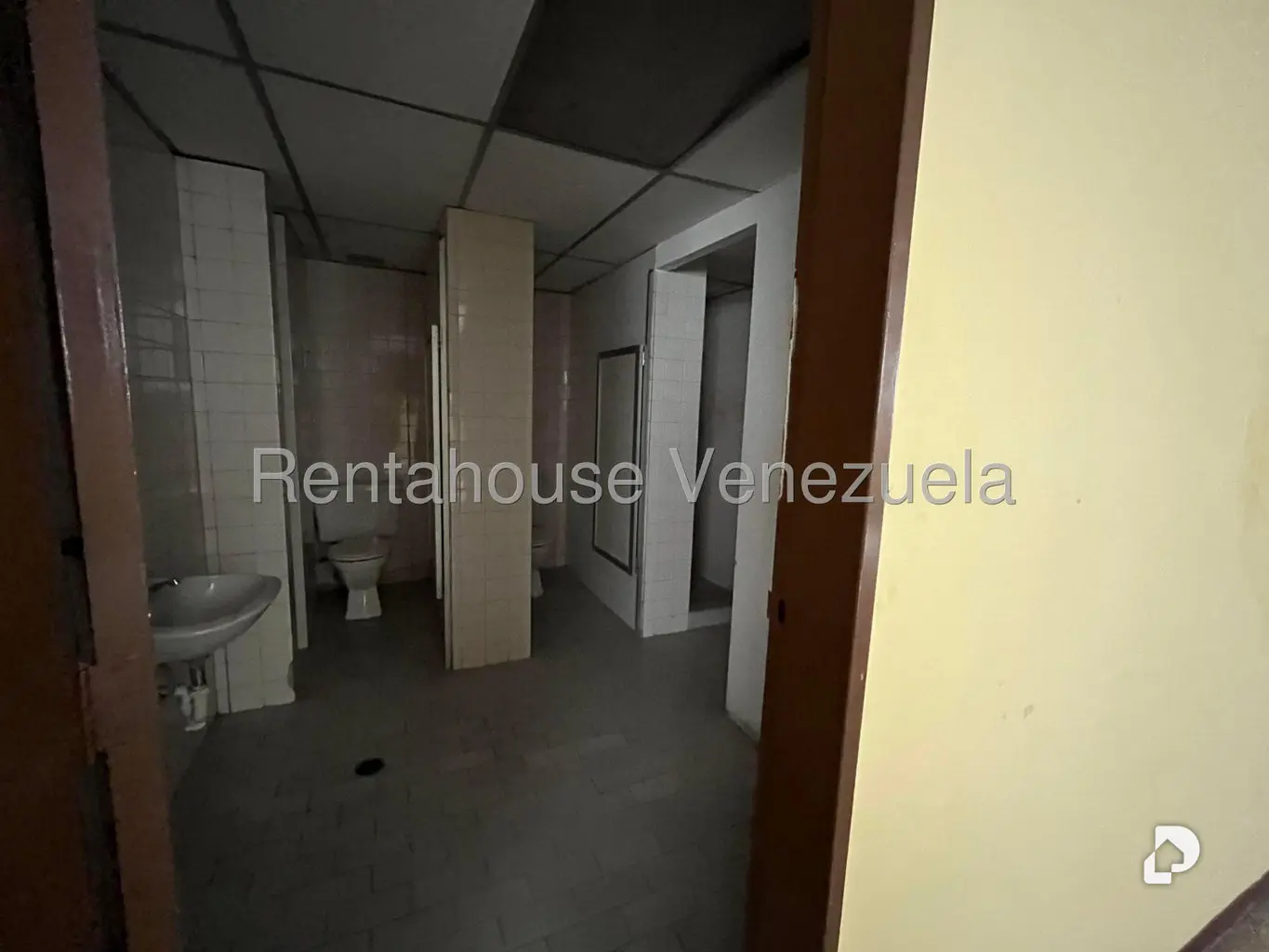 Terreno en La Urbina, Caracas – 25