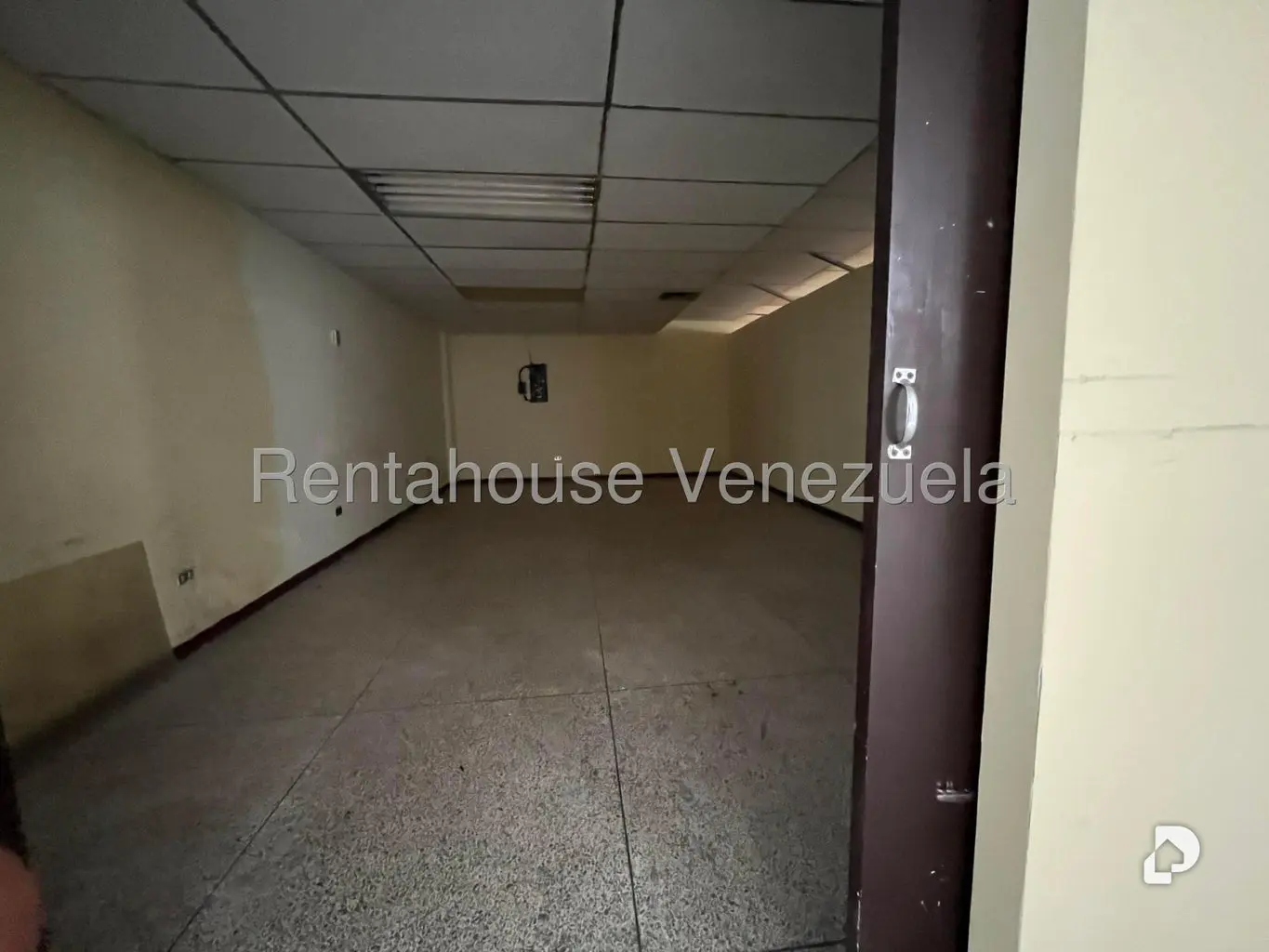 Terreno en La Urbina, Caracas – 11
