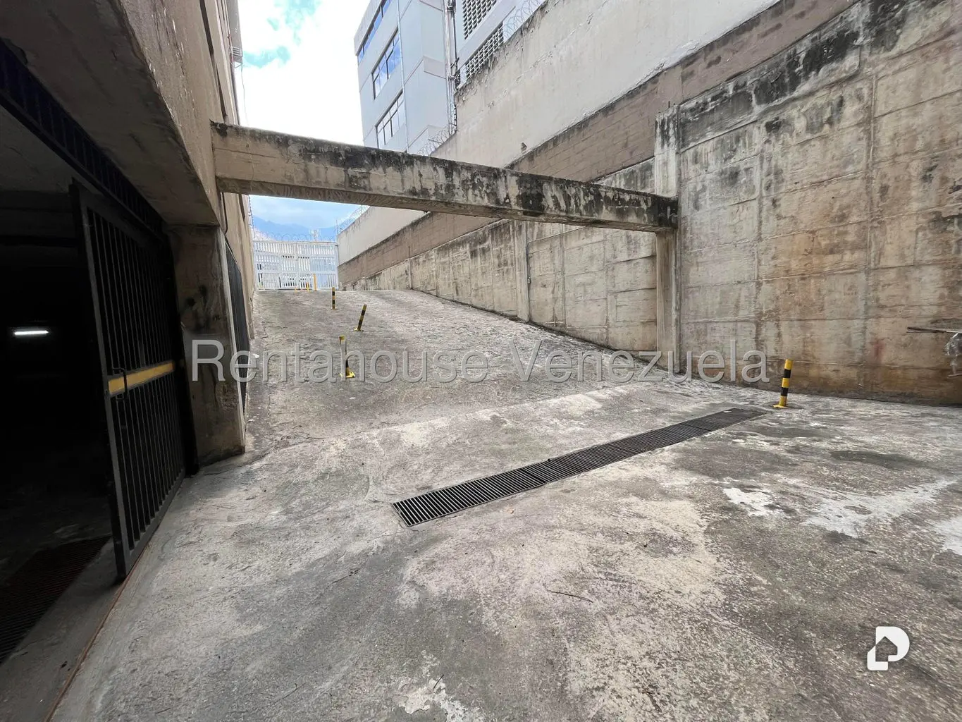 Terreno en La Urbina, Caracas – 20
