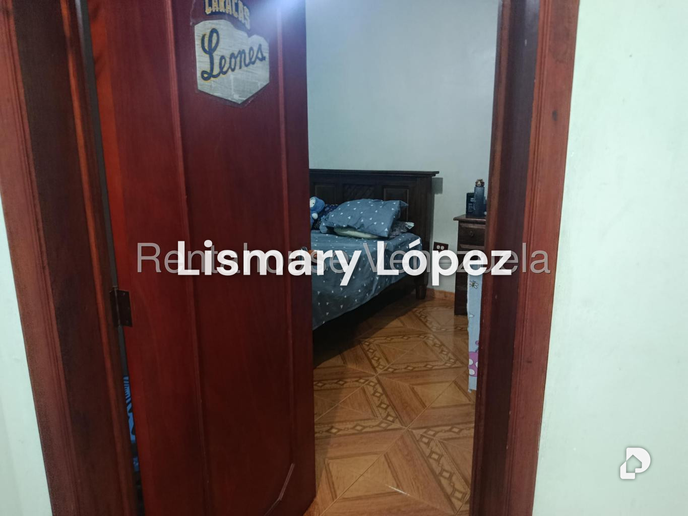 Casa en Parroquia Santa Rosalía, Caracas – 25