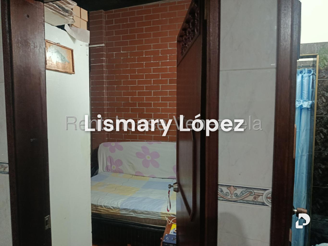 Casa en Parroquia Santa Rosalía, Caracas – 13