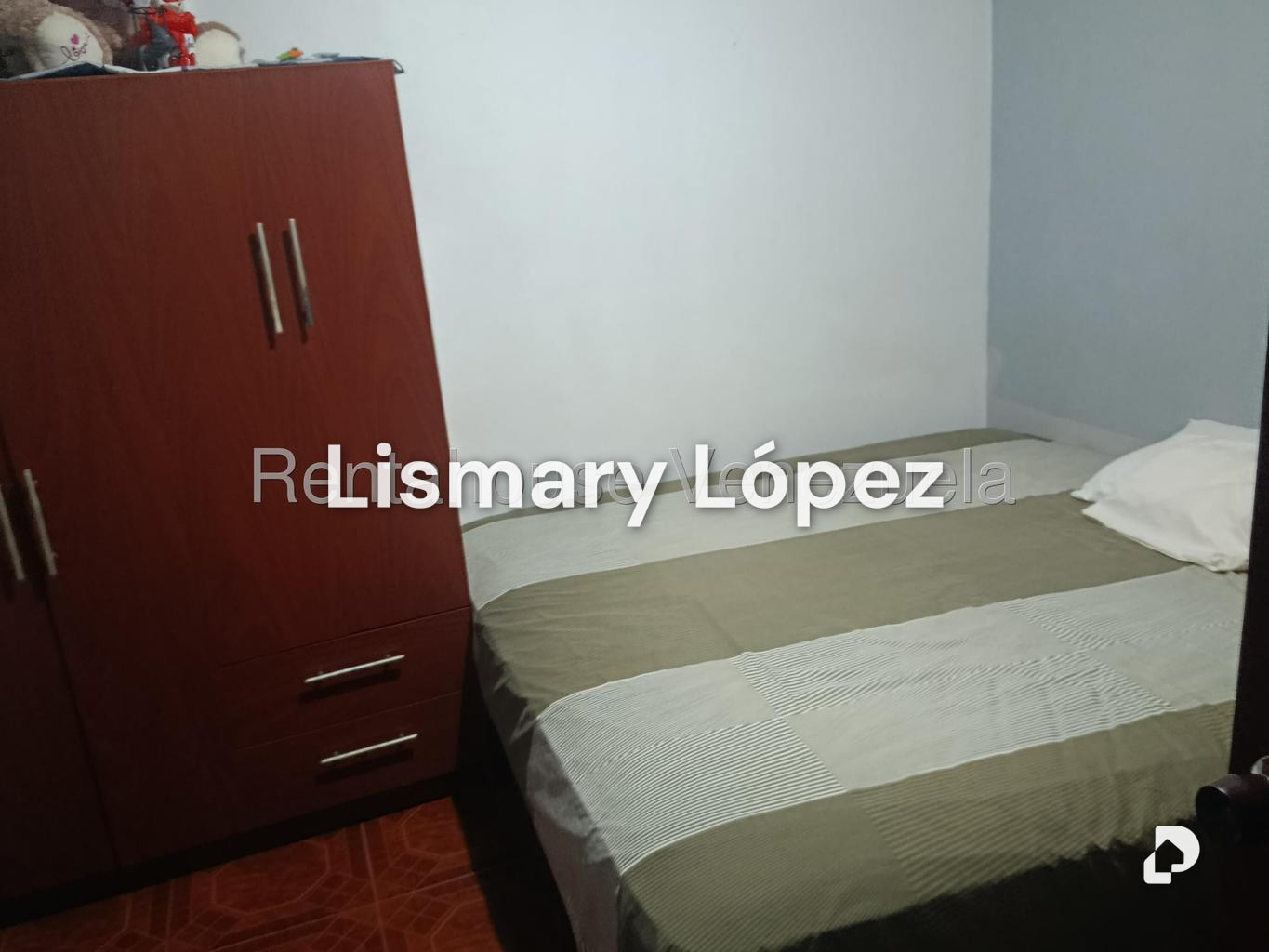 Casa en Parroquia Santa Rosalía, Caracas – 11