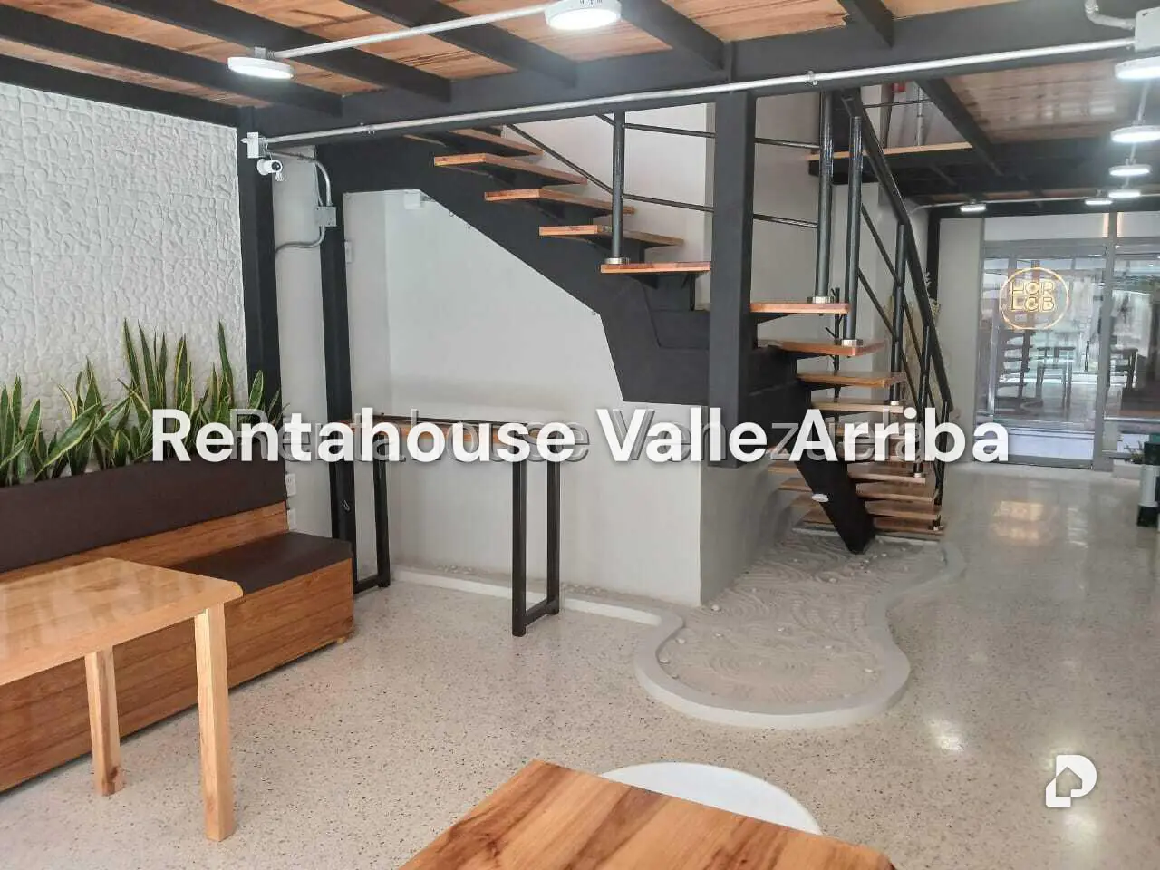 Local comercial en La Trinidad, Caracas – 9