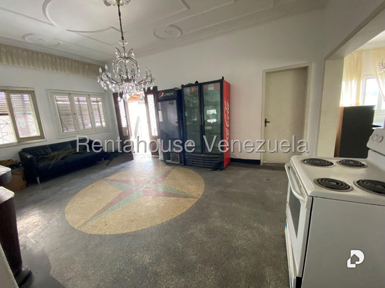 Local comercial en Santa Mónica, Caracas – 28