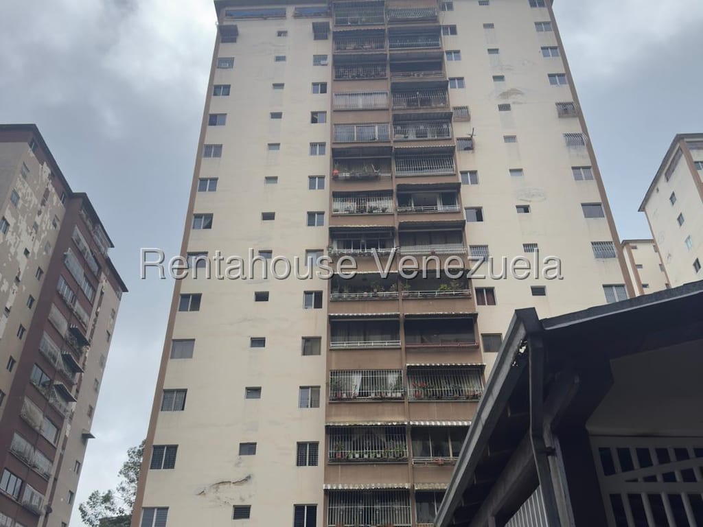Apartamento en Don Blas, San Antonio de Los Altos - 1