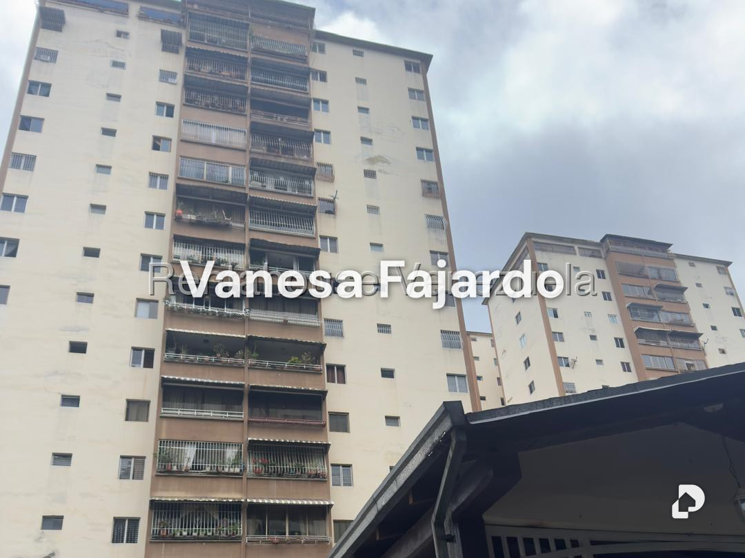 Apartamento en Don Blas, San Antonio de Los Altos