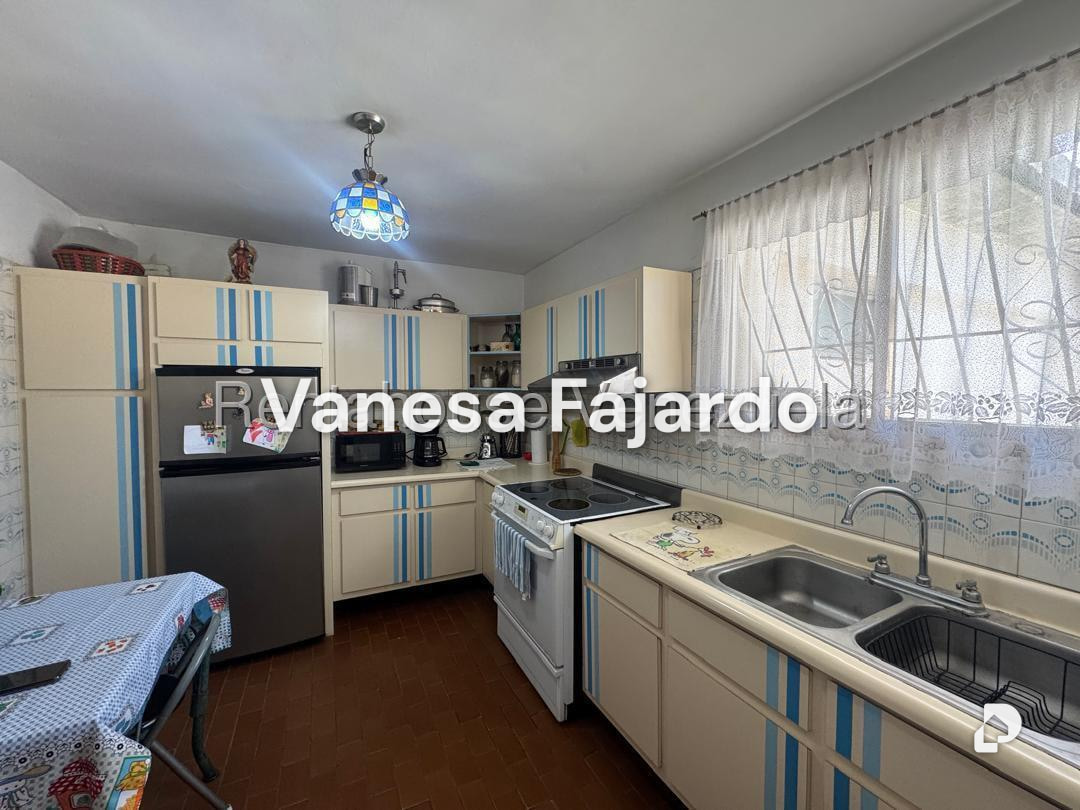Apartamento en Don Blas, San Antonio de Los Altos