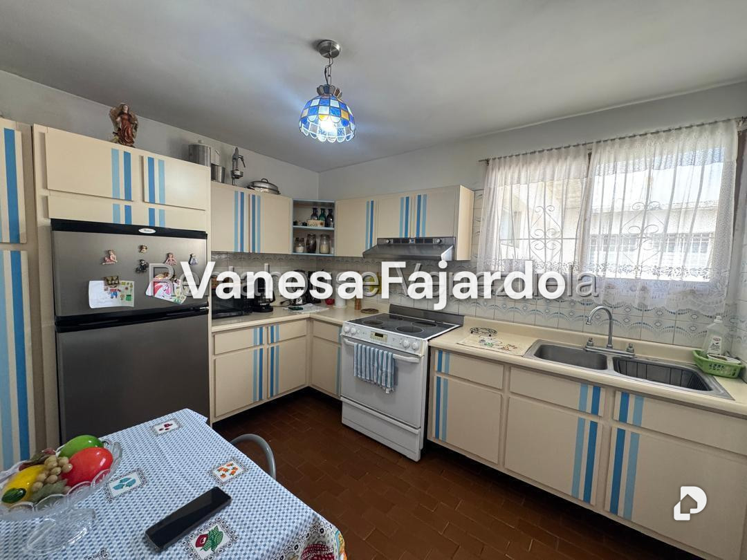 Apartamento en Don Blas, San Antonio de Los Altos