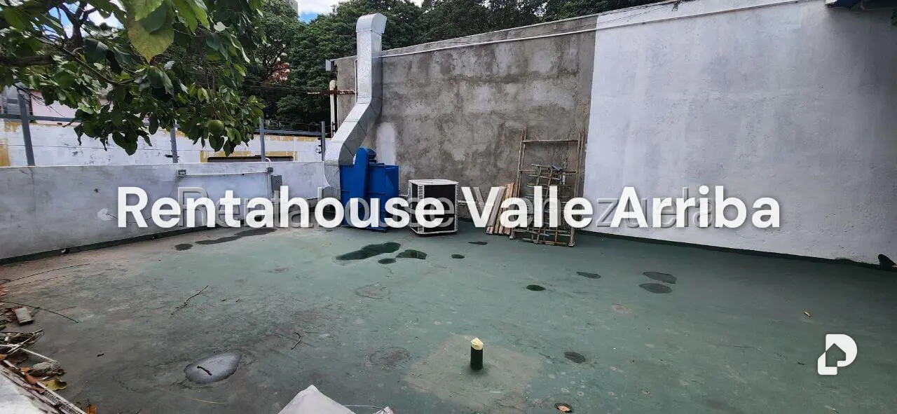 Local comercial en El Paraíso, Caracas – 15