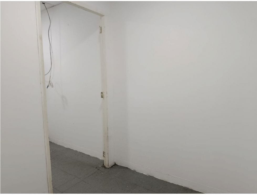 Office in Colinas de Bello Monte, Caracas - 1