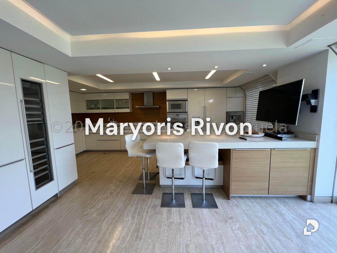 Apartamento en Los Palos Grandes, Caracas – 11