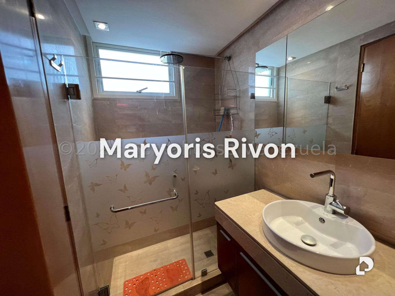 Apartamento en Los Palos Grandes, Caracas – 25