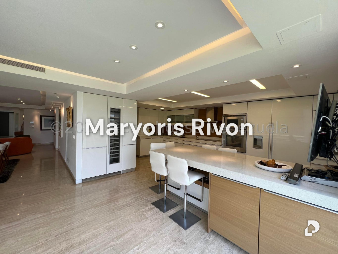 Apartamento en Los Palos Grandes, Caracas – 12