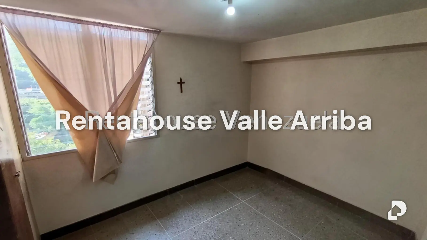 Apartamento en El Paraíso, Caracas – 24